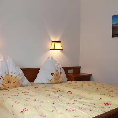 Apphaus Sonne Apartment Heiligenblut Room photo